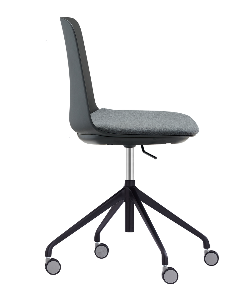 LAYLA Task 4 Star Base Chair