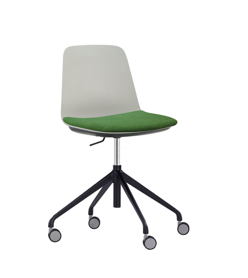 LAYLA Task 4 Star Base Chair