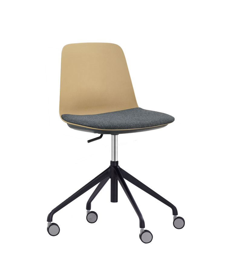 LAYLA Task 4 Star Base Chair