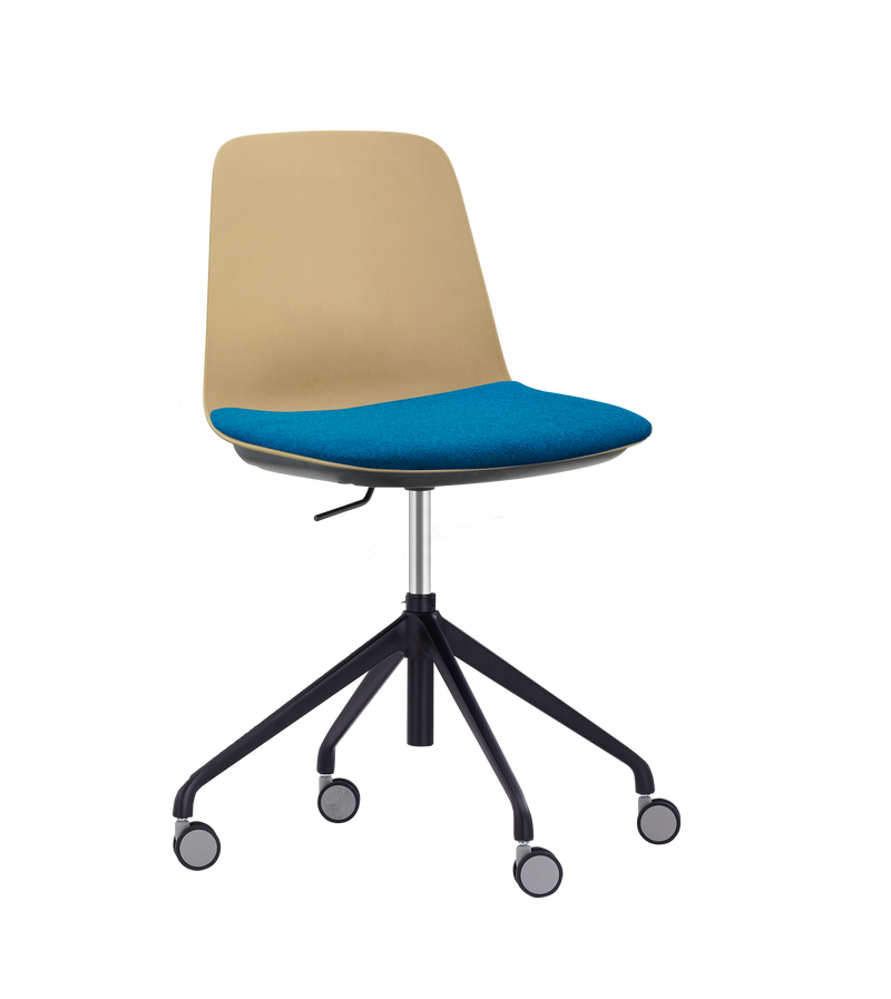 LAYLA Task 4 Star Base Chair