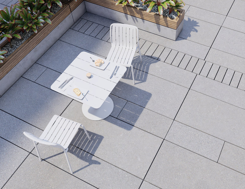 Roku Cafe Table - Outdoor